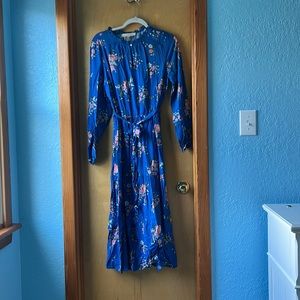 LOFT L long, long-sleeved dress, worn once, blue floral, never worn, no tag